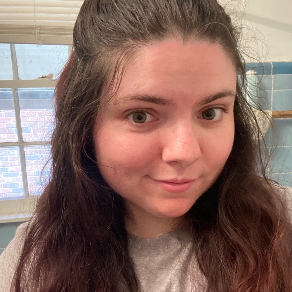 Meet your Posher, Lauren